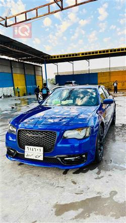کرایسلەر 300